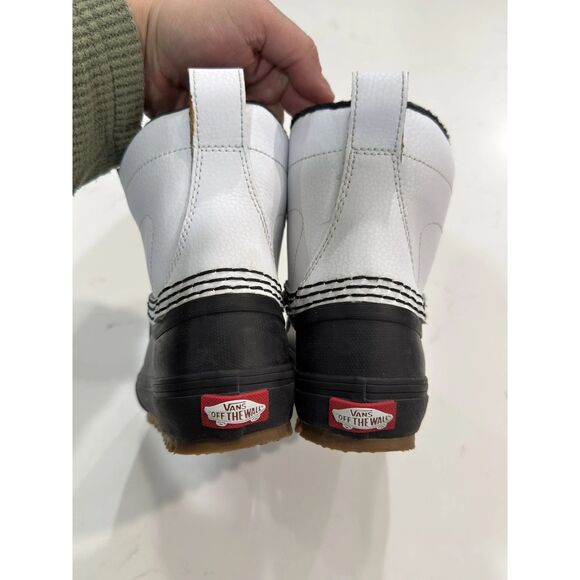VANS x Kennedi Deck Standard Mid Snow MTE Women's Boot Shoes White Black Size 6 - Picture 6 of 7